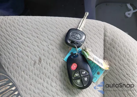 2013 Toyota Sienna Le V6 8 Passenger from USA, damaged, VIN 5TDKK3DC3DS398686